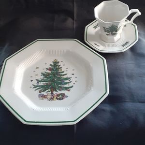 Nikko Christmastime octagonal 3 piece set.